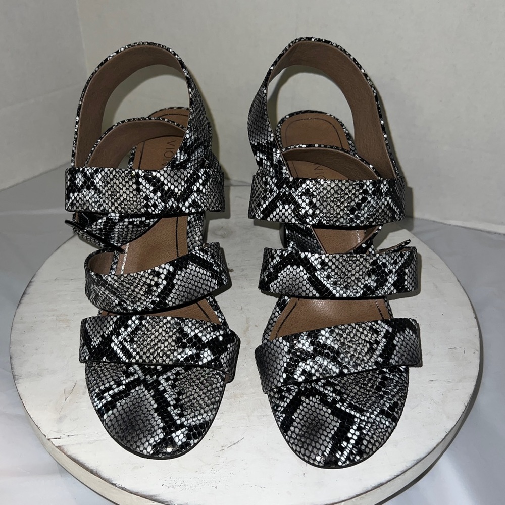 Vionic Women's Blaire Snake Print Block Heel Open… - image 2